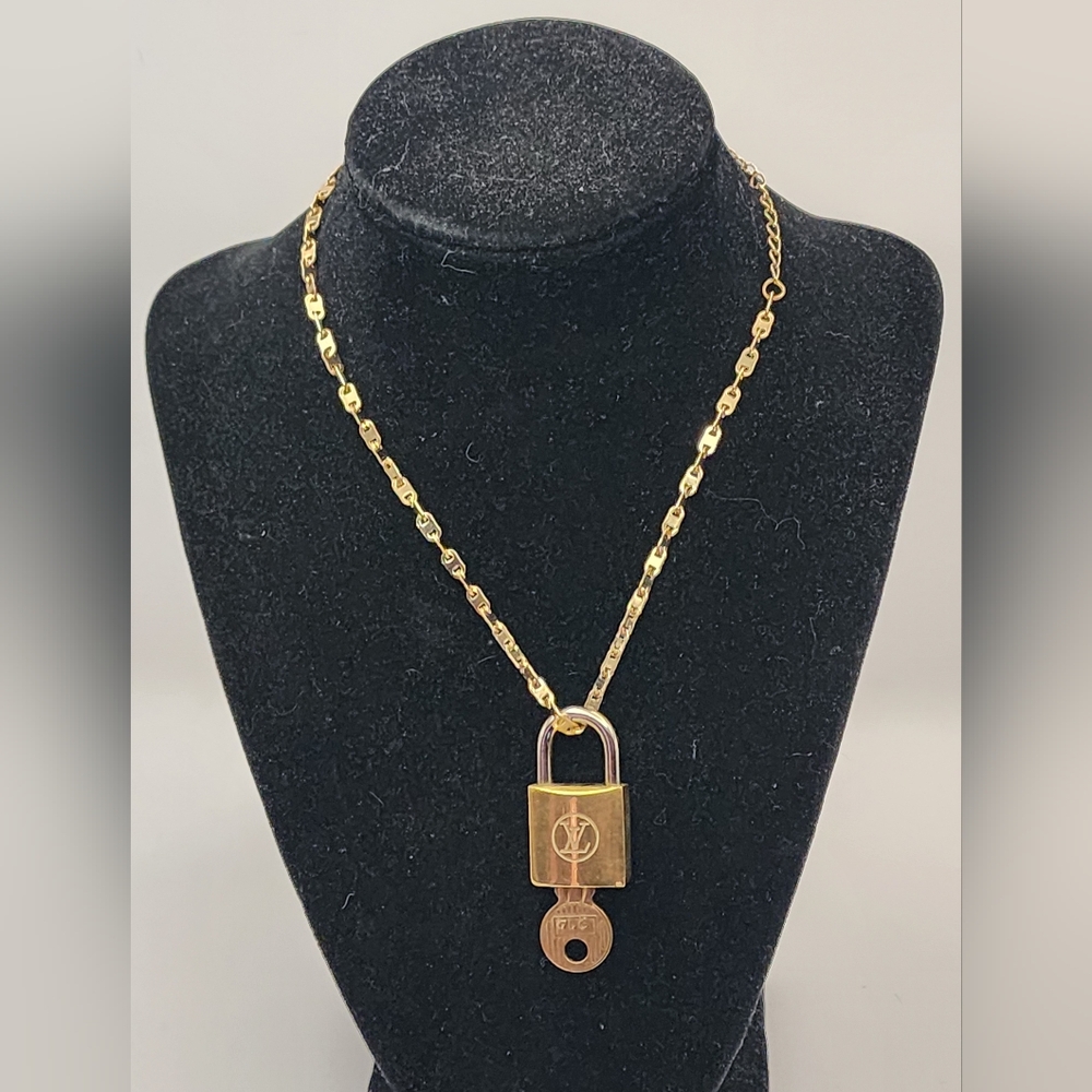Louis Vuitton RARE Vintage Lock And Key 214 With Free Chain